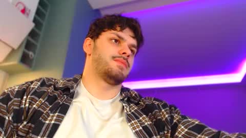 Snapshot of hotpolishsausage chatting on October 31, 12:00 am Jason online show from October 31, 12:00 am