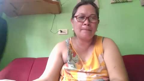 Snapshot of hotpreciousxxx chatting on May 18, 2:51 am hotpreciousxxx online show from May 18, 2:51 am
