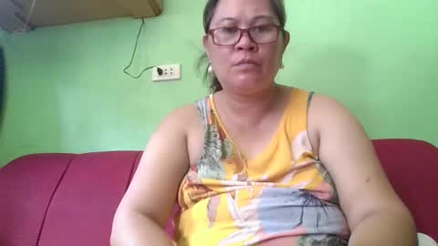 Snapshot of hotpreciousxxx chatting on May 18, 4:29 am hotpreciousxxx online show from May 18, 4:29 am