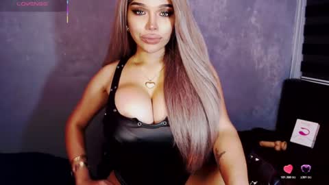 Marga Avery online show from June 30, 10:05 am