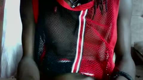 Snapshot of hotshadowx chatting on May 13, 7:17 am hotshadowx online show from May 13, 7:17 am