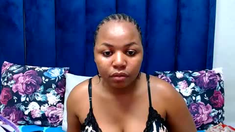 Snapshot of hotsmalltitsx chatting on July 24, 7:12 pm hotsmalltitsx online show from July 24, 7:12 pm