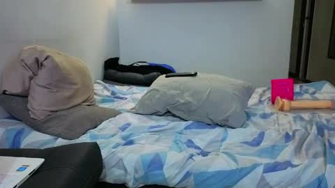 Snapshot of hotstud_999 chatting on May 20, 1:12 am Andres online show from May 20, 1:12 am
