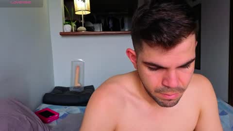Andres online show from July 4, 12:00 pm