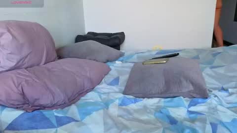 Andres online show from July 25, 5:54 pm