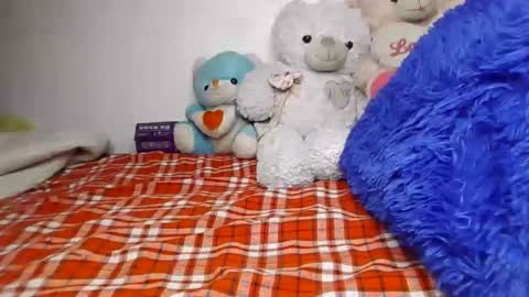 Snapshot of hott_amalia chatting on February 9, 6:56 pm Amalia online show from February 9, 6:56 pm