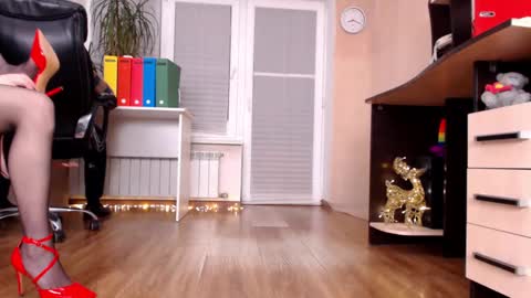 CassieAndDonald online show from March 5, 5:18 pm