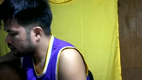 Snapshot of hottestpinoy2323 chatting on June 17, 5:47 pm HottestPinoy32 online show from June 17, 5:47 pm