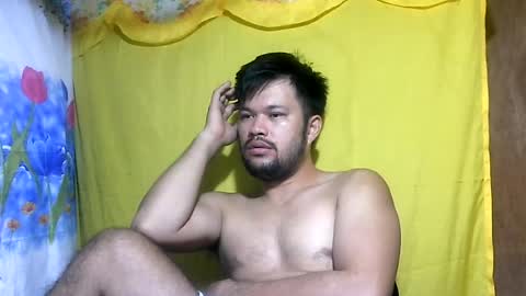 Snapshot of hottestpinoy2323 chatting on July 21, 8:33 pm HottestPinoy32 online show from July 21, 8:33 pm