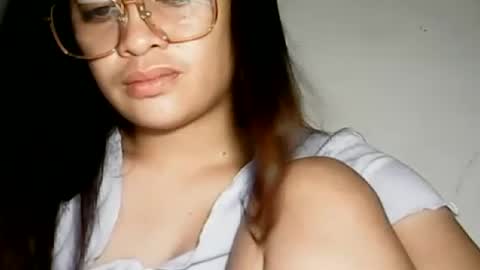 Snapshot of hottie_asianbabe chatting on June 14, 10:34 pm Leen online show from June 14, 10:34 pm