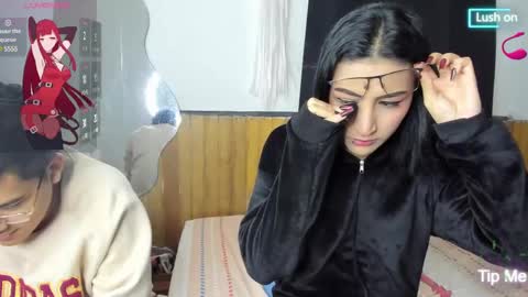 Snapshot of hottie_couplee chatting on January 22, 7:14 am Tavo and lucy online show from January 22, 7:14 am