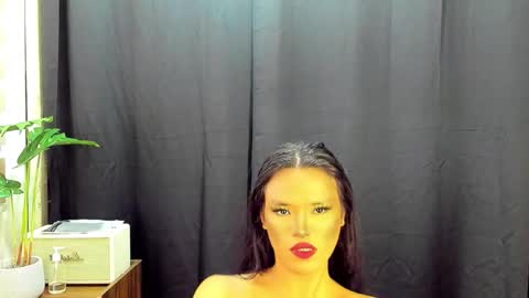 Snapshot of hottieelijah760282 chatting on November 27, 5:20 am Maxine online show from November 27, 5:20 am