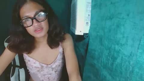 Snapshot of hottiest_luna chatting on April 29, 6:39 am hottiest_luna online show from April 29, 6:39 am