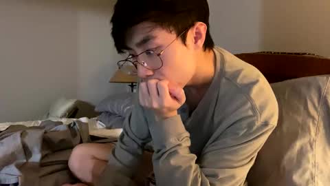 hottiewithabody101 online show from December 3, 2:41 am