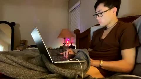 Snapshot of hottiewithabody101 chatting on July 16, 12:11 pm hottiewithabody101 online show from July 16, 12:11 pm