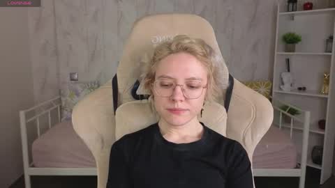 Snapshot of hottokori chatting on May 17, 12:30 am Kori online show from May 17, 12:30 am