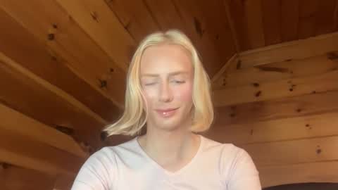 HotTransGirlie online show from November 19, 11:43 am