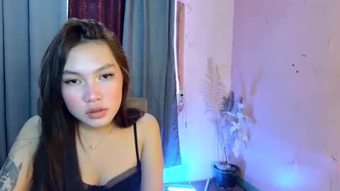 Snapshot of hotty_cassie chatting on September 19, 10:43 pm cassie online show from September 19, 10:43 pm
