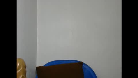 hotty_lora889 online show from October 11, 10:03 am