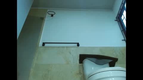 Mary online show from November 20, 6:40 pm