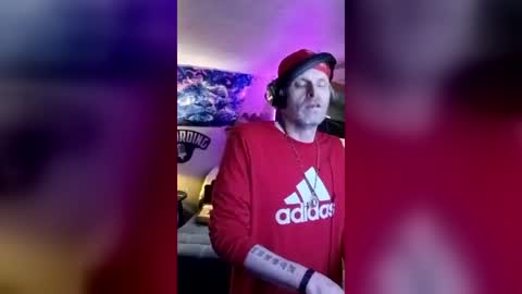 SeanPatrick online show from June 15, 1:19 am