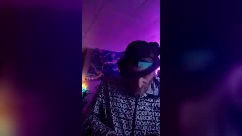 SeanPatrick online show from July 10, 7:23 am