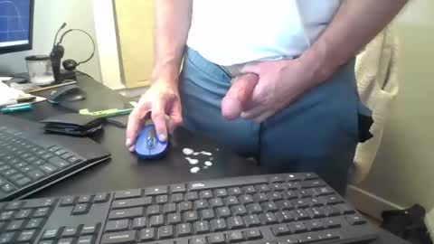 Snapshot of hoverday chatting on September 24, 3:21 am hoverday online show from September 24, 3:21 am