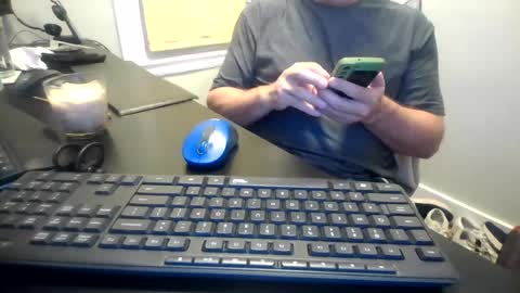 Snapshot of hoverday chatting on July 20, 2:48 am hoverday online show from July 20, 2:48 am