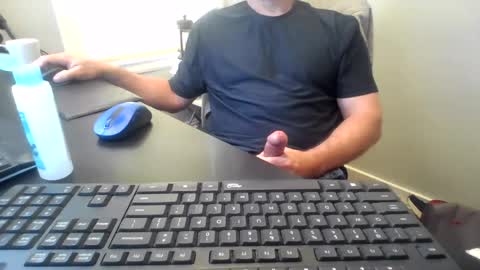 Snapshot of hoverday chatting on July 22, 3:04 pm hoverday online show from July 22, 3:04 pm