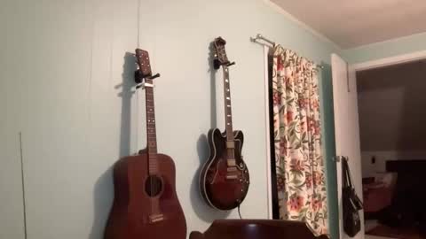 Snapshot of howlingatnothing chatting on March 30, 4:13 am howlingatnothing online show from March 30, 4:13 am