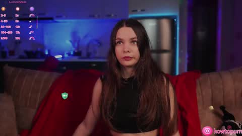 Mia online show from November 16, 5:29 pm