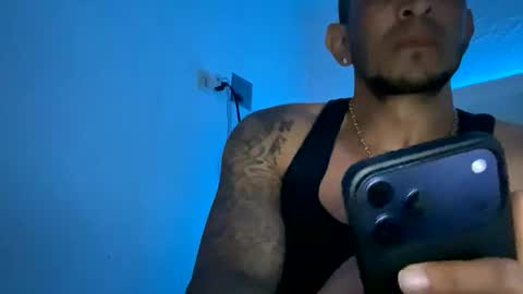 hpcouple420 online show from March 17, 4:17 am