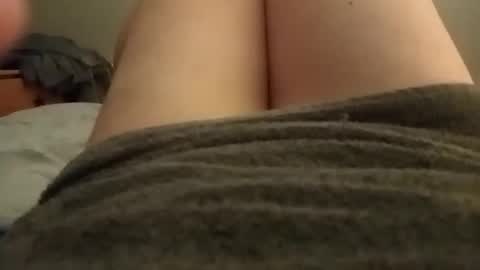 hrnybbwgurrll1993 online show from December 17, 6:58 pm