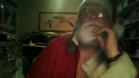 hrnydvl9568 online show from December 12, 11:25 pm