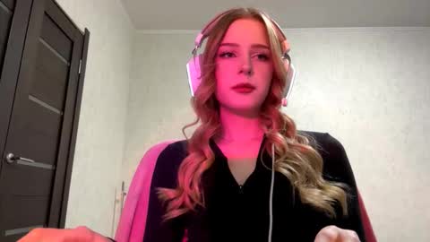 Hikki online show from March 18, 3:26 pm