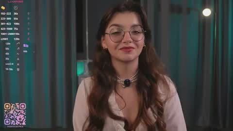 Diane online show from December 4, 7:44 pm