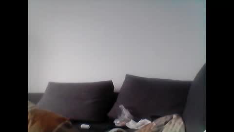 Snapshot of hubikush22 chatting on December 21, 9:16 am hubikush22 online show from December 21, 9:16 am