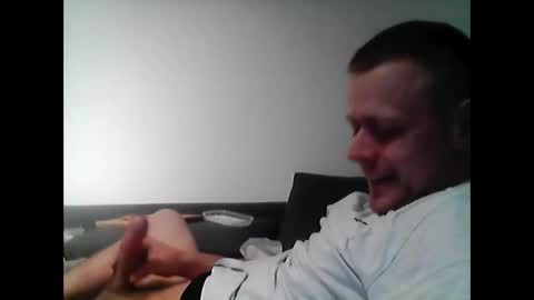 Snapshot of hubikush22 chatting on January 7, 6:49 am hubikush22 online show from January 7, 6:49 am