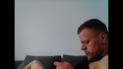 Snapshot of hubikush22 chatting on February 22, 8:24 am hubikush22 online show from February 22, 8:24 am