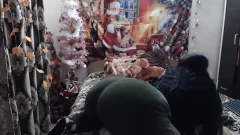 Snapshot of hugeassdevil chatting on January 15, 3:29 pm hugeassdevil online show from January 15, 3:29 pm