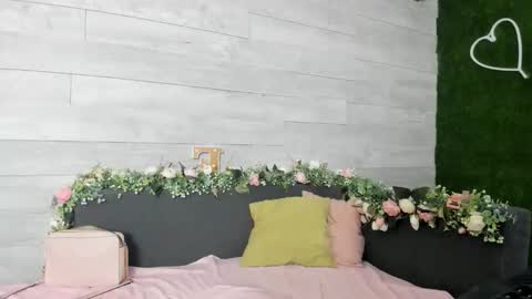 Erin online show from November 3, 4:58 am