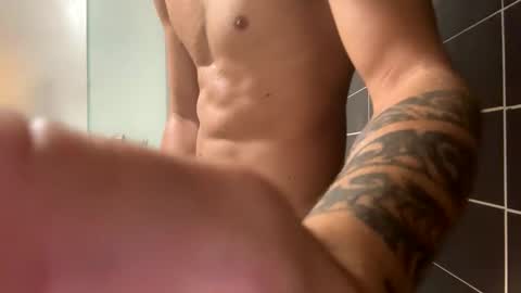 hugecock959448 online show from November 27, 7:32 am