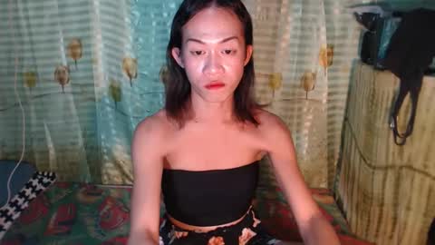 hugecockanna online show from September 14, 7:46 pm