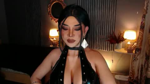 Christine online show from December 15, 6:34 pm