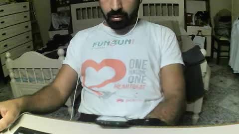 Snapshot of hugeveiny chatting on October 22, 3:56 pm hugeveiny online show from October 22, 3:56 pm