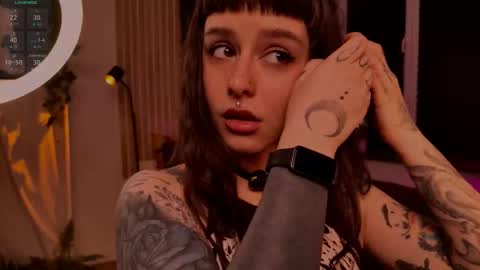 Snapshot of hugme_ chatting on February 21, 5:03 pm Mika online show from February 21, 5:03 pm