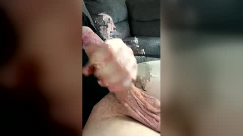 hugo4lif3 online show from March 1, 8:33 pm