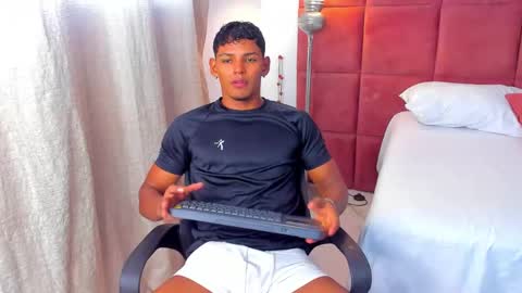 Hugo Cano online show from November 20, 6:18 pm