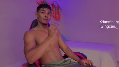 Snapshot of hugo_cano chatting on June 14, 1:58 am Hugo Cano online show from June 14, 1:58 am