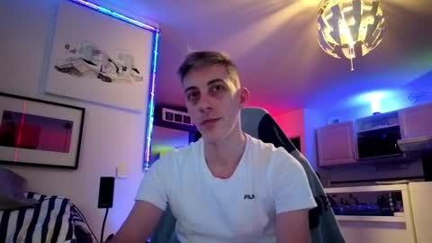 Hugo online show from January 8, 11:41 pm